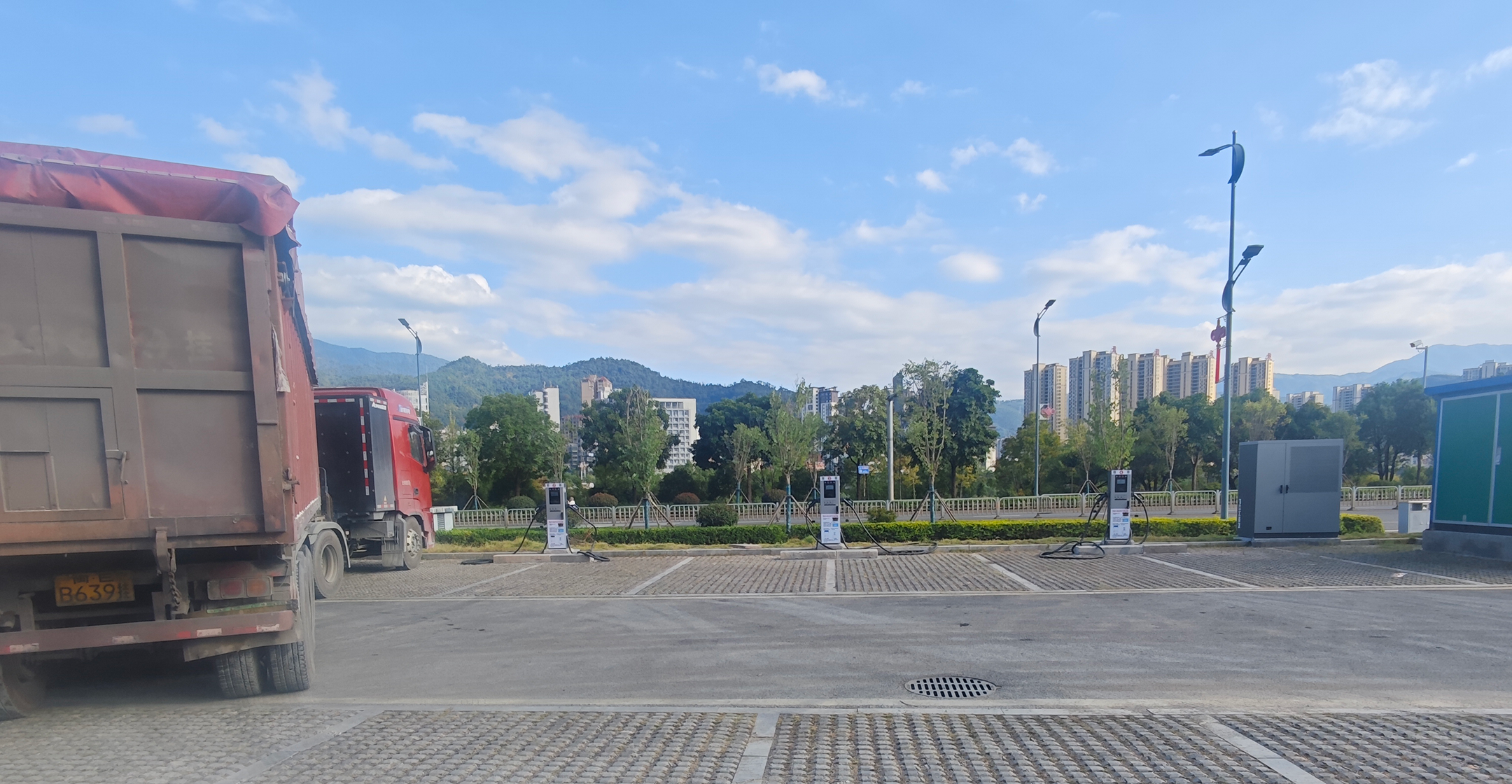 南京能瑞携手福州车易 打造三明市重卡补能新枢纽 南京能瑞携手福州车易 打造三明市重卡补能新枢纽